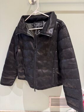 ANORAK Black Quilted Jacket with Matte Finish